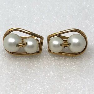 Ledo Earrings Vintage Faux Pearl Clip On